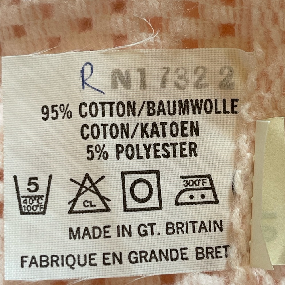 Pink Teddy Bear Baby Blanket From Great Britain - 31 x 38 - Picture 4 of 4